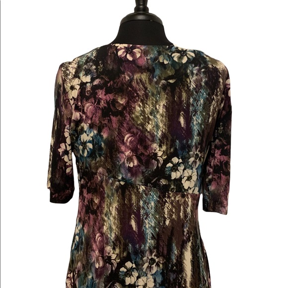 Petite Connected Apparel Slimming Dress - Picture 10 of 16